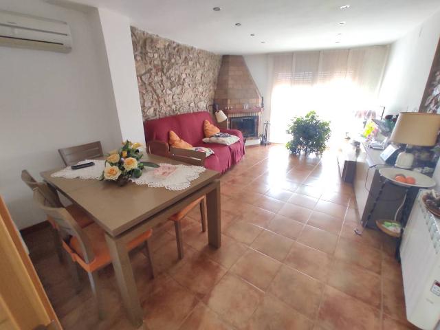 Casa chalet en Venta en Capçanes