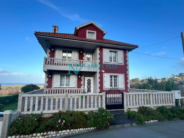 Casa chalet en Venta en Carballo