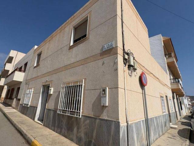 Casa chalet en Venta en Carboneras