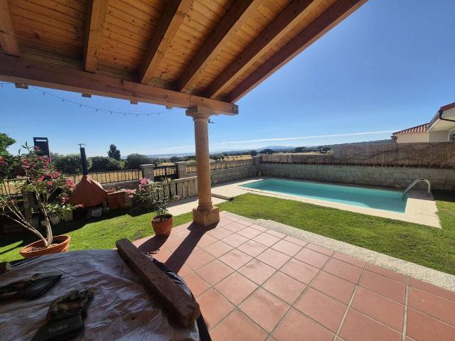 Casa chalet en Venta en Cardeñosa