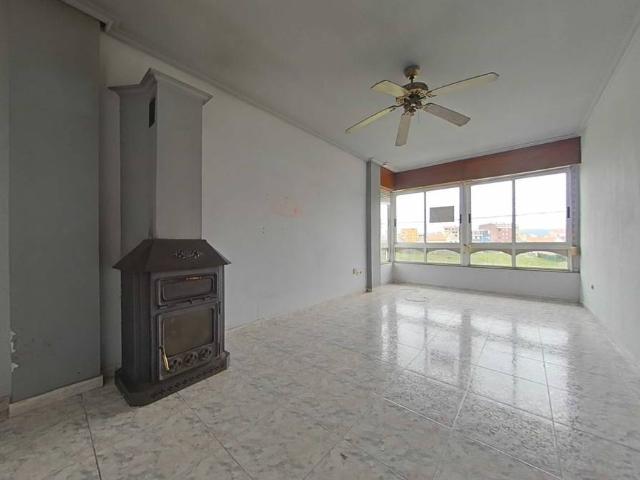Casa chalet en Venta en Cariño