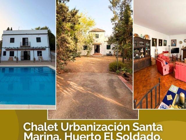 Casa chalet en Venta en Carmona