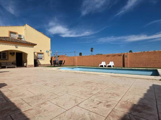 Casa chalet en Venta en Carretera de Sanlúcar Sudamérica
