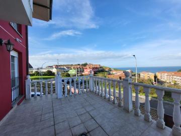 Casa chalet en Venta en Carreño
