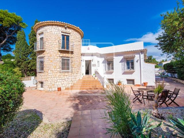 Casa chalet en Venta en Carrió La Merced Los Pinos