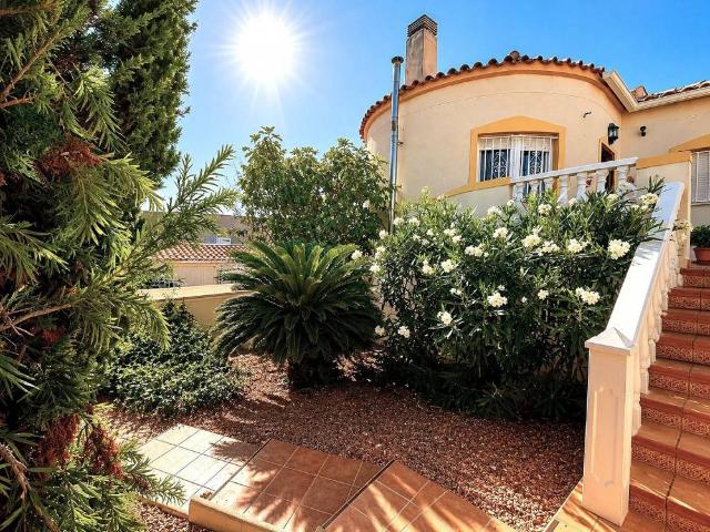Casa chalet en Venta en Castalla