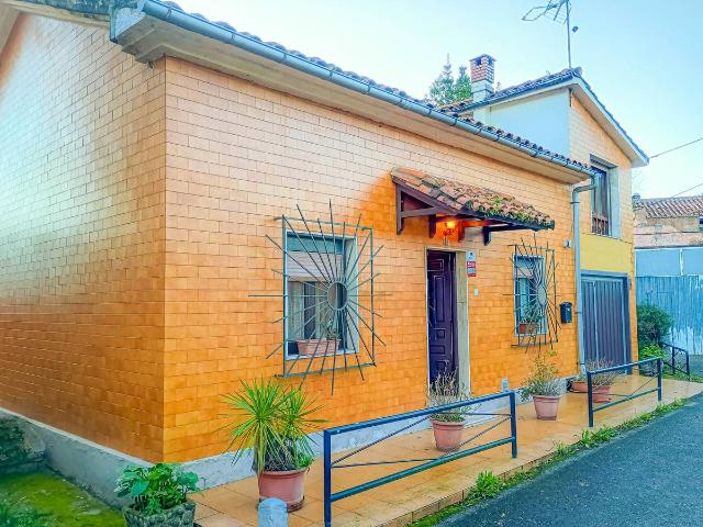 Casa chalet en Venta en Castañeda