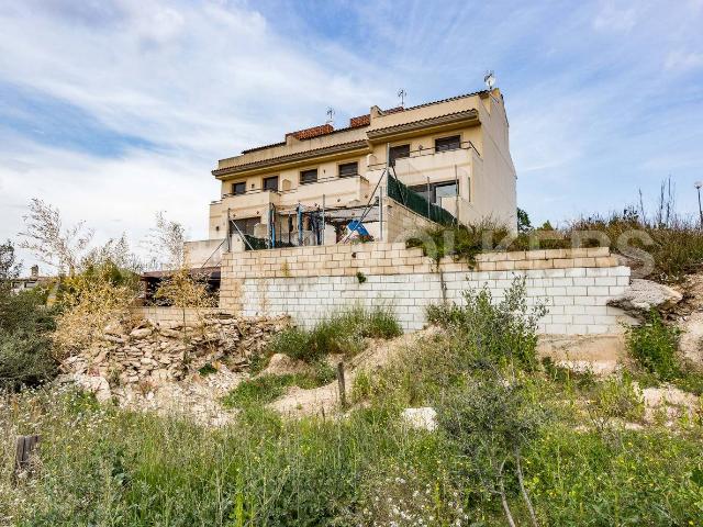 Casa adosada en Venta en Castellet i la Gornal