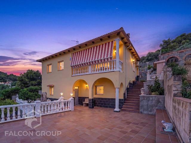 Casa chalet en Venta en Castellet i la Gornal