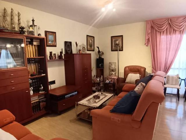 Casa chalet en Venta en Castellvell del Camp