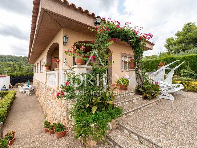 Casa chalet en Venta en Castellvell del Camp