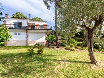Casa chalet en Venta en Castellví de Rosanes
