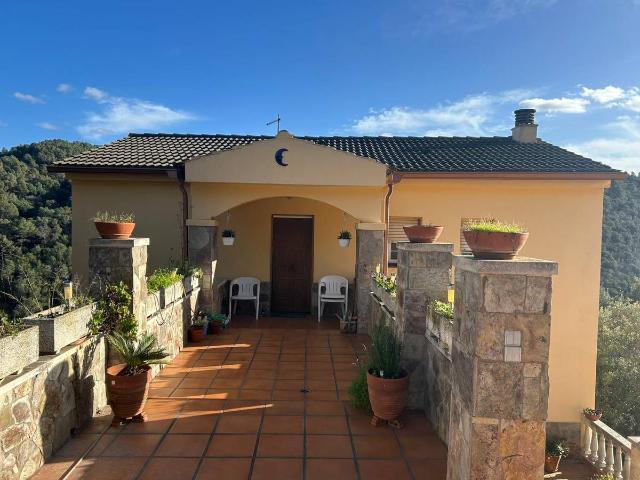 Casa chalet en Venta en Castellví de Rosanes