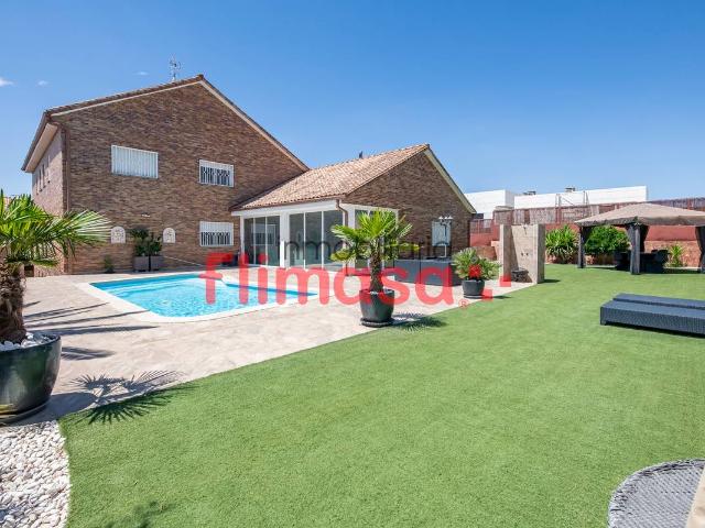Casa chalet en Venta en Castillo Campodón