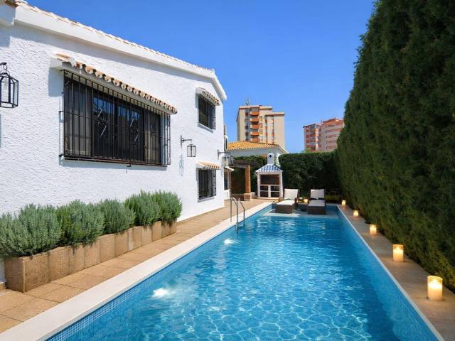 Casa chalet en Venta en Castillo Sohail Myramar