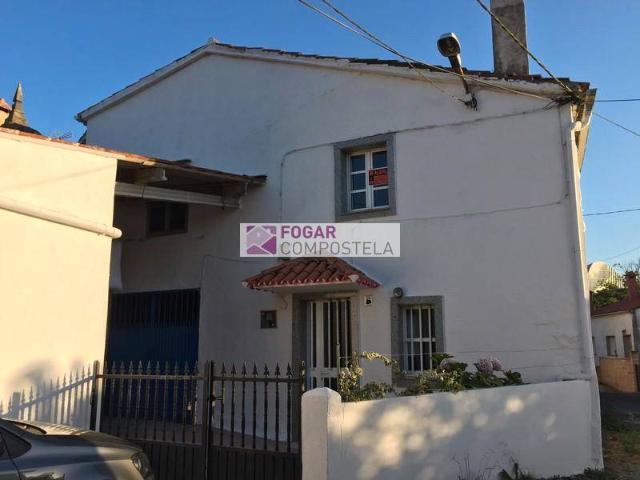 Casa chalet en Venta en Castiñeiriño Cruceiro de Sar