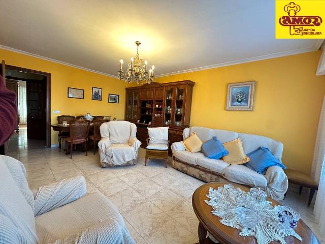 Casa chalet en Venta en Castiñeiriño Cruceiro de Sar