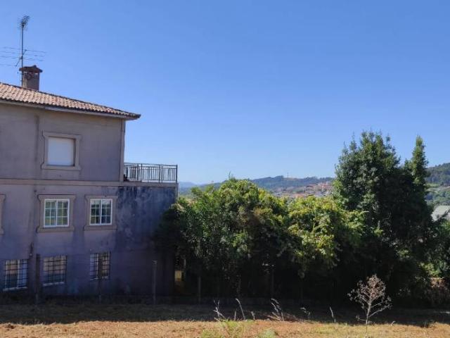 Casa chalet en Venta en Castiñeiriño Cruceiro de Sar