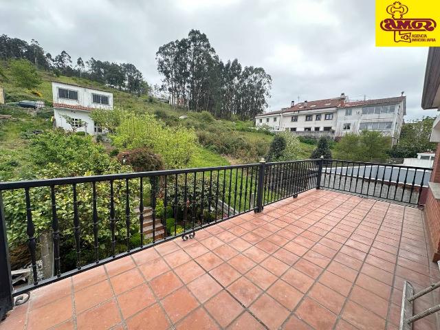 Casa chalet en Venta en Castiñeiriño Cruceiro de Sar