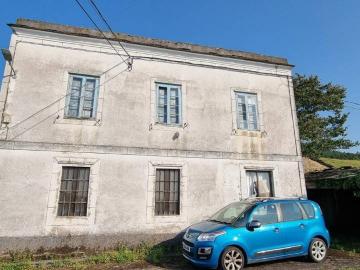Casa chalet en Venta en Castropol