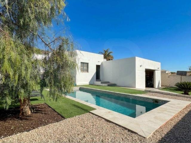 Casa chalet en Venta en Casabermeja