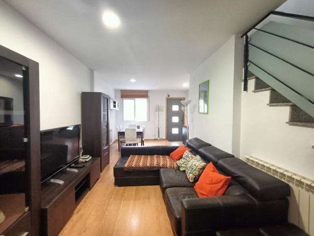Casa chalet en Venta en Casagemes
