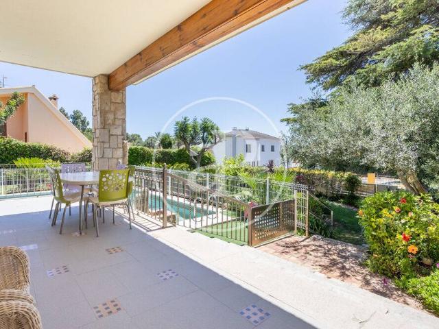 Casa chalet en Venta en Casas Verdes