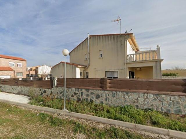 Casa Chalet en Venta en Casar De Escalona, El Toledo