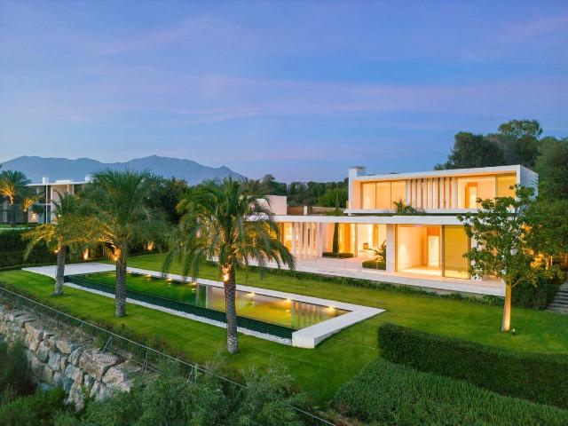 Casa chalet en Venta en Casares pueblo