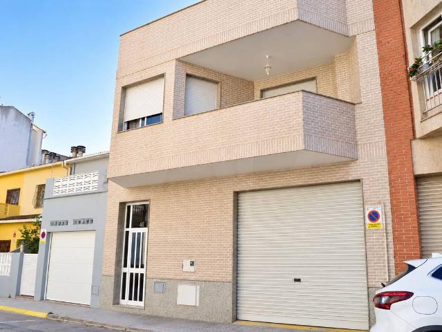 Casa chalet en Venta en Casco Urbano