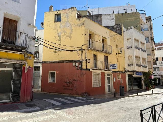 Casa chalet en Venta en Casco Urbano