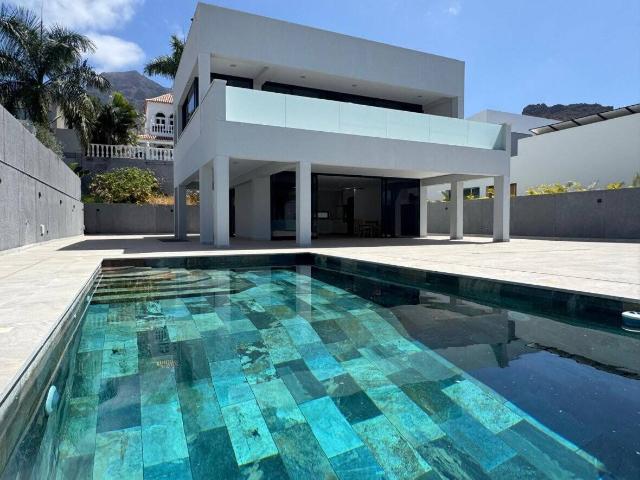 Casa chalet en Venta en Casco Urbano