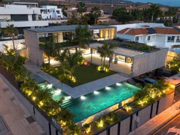 Casa chalet en Venta en Casco Urbano