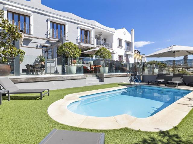 Casa chalet en Venta en Casco Antiguo