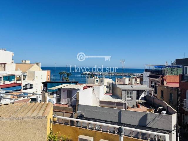Casa chalet en Venta en Casco Antiguo