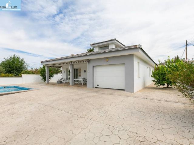 Casa chalet en Venta en Casco Histórico