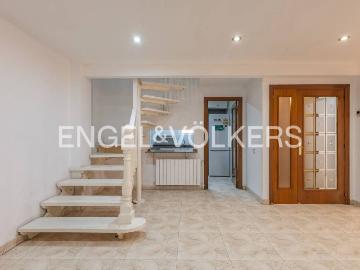 Villa en venta en Plaça Marconi - Terraza
