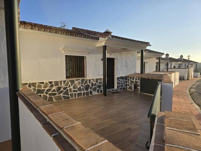 Casa chalet en Venta en Cazalla de la Sierra