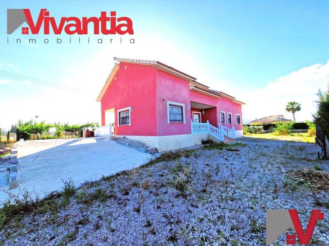 Casa chalet en Venta en Cazalla