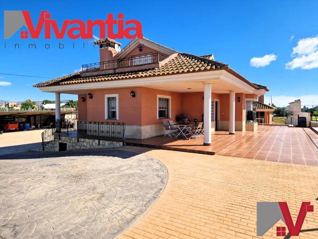 Casa chalet en Venta en Cazalla