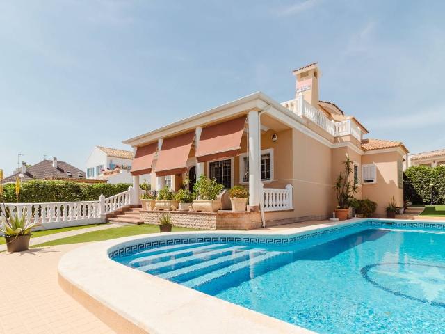 Casa chalet en Venta en Cañada del Molino