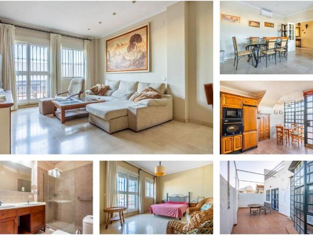 Casa chalet en Venta en Centro
