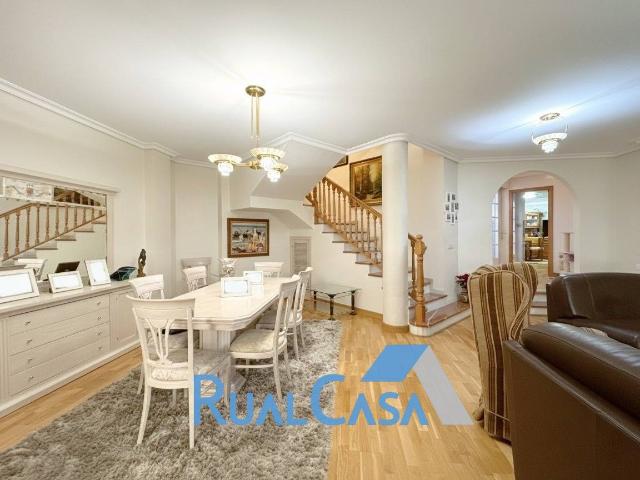 Casa chalet en Venta en Centro
