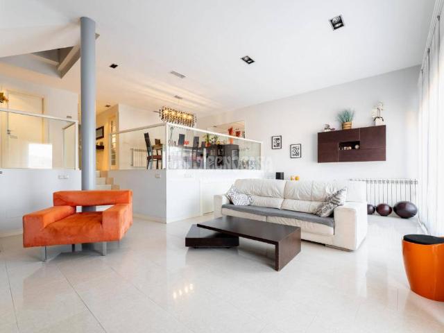 Casa chalet en Venta en Centro Comercial Hospital