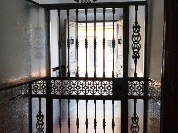 Plaza de Neptuno - Cuarto de servicio, Cocina equipada