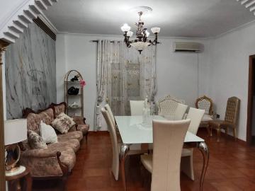 Plaza de Neptuno - Balcón, Cocina equipada