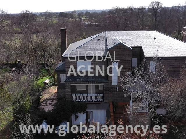 Casa chalet en Venta en Centro Manguilla