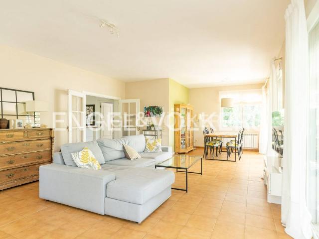 Casa chalet en Venta en Centro Manguilla