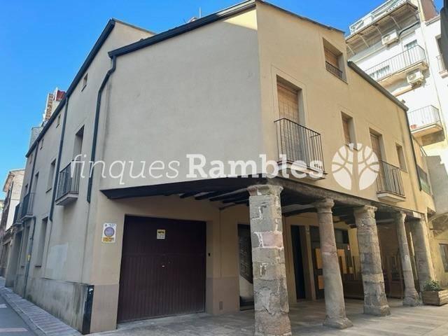 Casa chalet en Venta en Centre