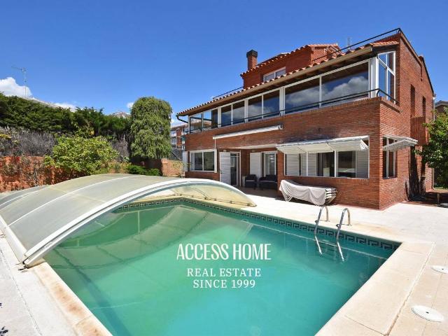 Casa chalet en Venta en Centre